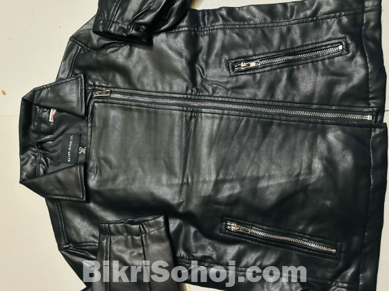 Woman leather jacket